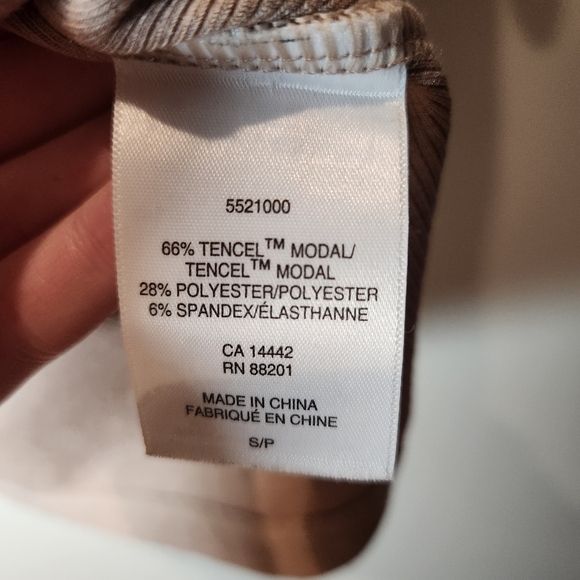 Mondetta small euc Beige Ribbed Henley Top - Picture 4 of 7